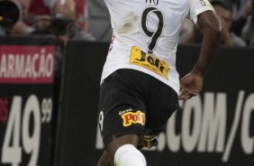 Love anotou o nico gol da partida contra o CSA, na Arena Corinthians