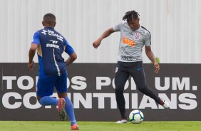 Matheus Jesus durante jogo-treino contra o Juventus, no CT Joaquim Grava