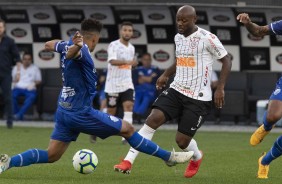 Vagner Love no jogo contra o CSA, pelo Campeonato Brasileiro