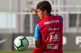 Mateus Vital no treino nesta quinta-feira no CT Joaquim Grava