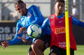 Urso e Gabriel no treino nesta quinta-feira no CT Joaquim Grava