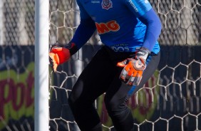 Caíque França treina após empatar em 1 a 1, contra o Flamengo, pelo Brasileirão