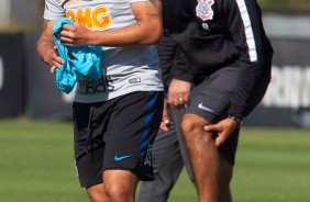 Jadson treina após empatar em 1 a 1, contra o Flamengo, pelo Brasileirão
