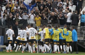 Jogadores do Corinthians no jogo contra o Flamengo, pelo Brasileiro