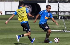 Meia Jadson no treino desta terça-feira no CT Joaquim Grava
