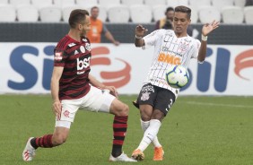 Pedrinho durante jogo contra o Flamengo, na Arena Corinthians, pelo Brasileiro