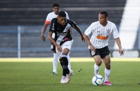 Garoto Janderson durante jogo contra a Ponte Preta, pelo Brasileirão Sub-20