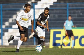 Garoto Ruan durante jogo contra a Ponte Preta, pelo Brasileirão Sub-20