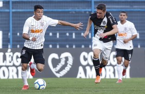 Roni durante jogo contra a Ponte Preta, pelo Brasileirão Sub-20