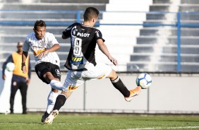 Ruan durante partida contra a Ponte Preta, pelo Brasileirão Sub-20