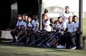 Banco do Corinthians no treino desta sexta-feira no CT Joaquim Grava