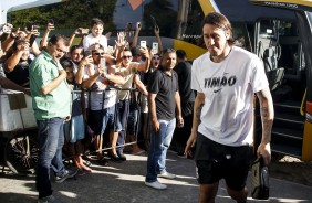 Cássio chega em Fortaleza para o último treino antes do duelo pelo Brasileirão