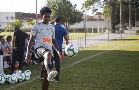 Gil j treina em Fortaleza para duelo pelo Brasileiro, no domingo