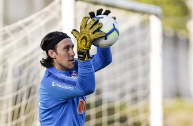 Goleiro Cássio já treina em Fortaleza para duelo pelo Brasileirão, no domingo