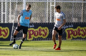 Henrique e Vital no treino desta sexta-feira no CT Joaquim Grava