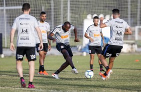 Jogadores do Corinthians treinam em Fortaleza para duelo pelo Brasileiro, no domingo