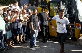 Pedrinho chega em Fortaleza para o último treino antes do duelo pelo Brasileirão