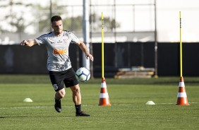 Volante Ramiro no treino desta sexta-feira no CT Joaquim Grava