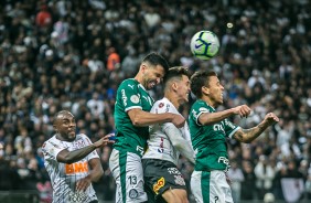 Manoel e Avelar na partida contra o Palmeiras, pelo Brasileirão