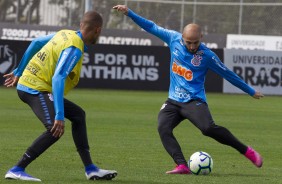 Rgis no primeiro treino aps empate com o Palmeiras