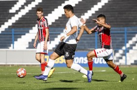 Sandoval no duelo contra o Botafogo, pelo Paulista Sub-20