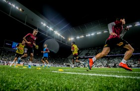 Aquecimento do Corinthians para jogo contra o Gois, na Arena