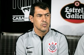 Carille durante jogo contra o Gois, na Arena Corinthians, pelo Brasileiro