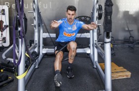 Danilo Avelar no treinamento de hoje no CT Joaquim Grava