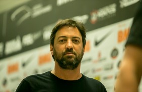 Duílio Monteiro antes do jogo contra o Goiás, na Arena Corinthians