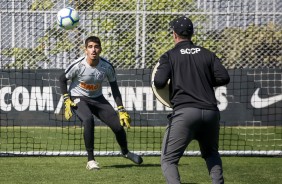 Goleiro Diego no treinamento de hoje no CT Joaquim Grava