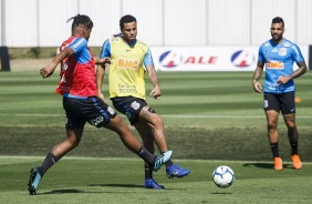 Gustavo no treinamento de hoje no CT Joaquim Grava