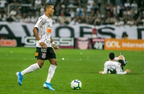 Pedrinho durante jogo contra o Palmeiras, na Arena Corinthians, pelo Brasileiro