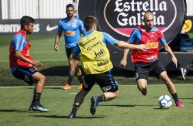 Ramiro, Michel e Rgis no treinamento de hoje no CT Joaquim Grava