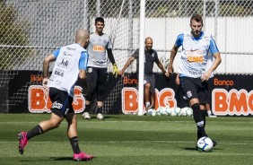 Rgis e Henrique no treinamento de hoje no CT Joaquim Grava