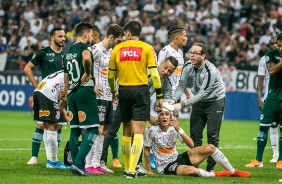 Vital se machucou no jogo contra o Goiás, na Arena Corinthians