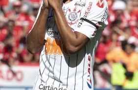 Everaldo no jogo contra o Internacional, pelo Brasileiro