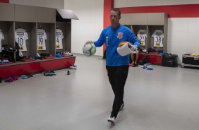 Leandro Idalino chega ao vestiário do Beira Rio, antes do duelo contra o Internacional