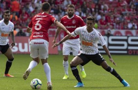 Pedrinho no jogo contra o Internacional, pelo Brasileiro