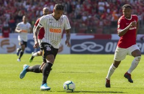 Volante Júnior Urso no jogo contra o Internacional, pelo Brasileirão