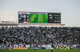 Telão da Arena Corinthians durante jogo contra o Botafogo