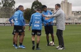 Carille, Gil e Urso durante primeiro treino aps vitria sobre o Botafogo