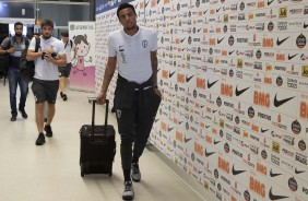 Gustavo chega à Arena Corinthians para jogo contra o Botafogo
