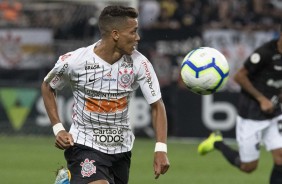 Pedrinho durante partida contra o Botafogo, na Arena Corinthians, pelo Brasileiro