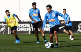 Jadson, Sornoza e Jesus volta aos treinos para enfrentar o Avaí, pelo Brasileiro