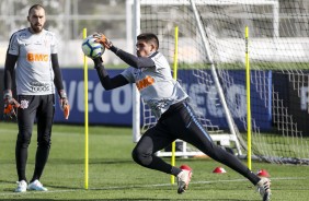 Walter e Diego voltam aos treinos para enfrentar o Avaí, pelo Brasileiro
