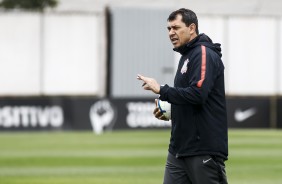 Carille durante último treino antes do jogo contra o Avaí, pelo Brasileirão