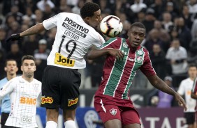 Gustavo durante partida contra o Fluminense, na Arena Corinthians, pela Sul-Americana