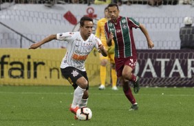 Jadson durante partida contra o Fluminense, na Arena Corinthians, pela Sul-Americana