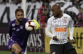 Love durante partida contra o Fluminense, na Arena Corinthians, pela Sul-Americana