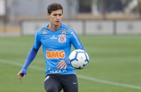 Mateus Vital durante último treino antes do jogo contra o Avaí, pelo Brasileirão